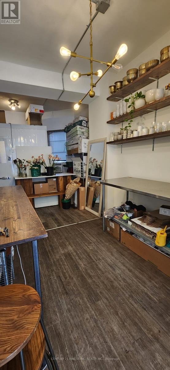 3130 Dundas Street W, Toronto, Ontario M6P 2A1 - Photo 24 - W12659350