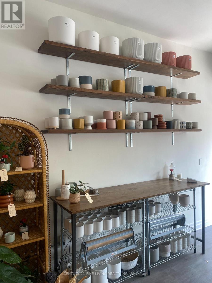 3130 Dundas Street W, Toronto, Ontario M6P 2A1 - Photo 33 - W12659350