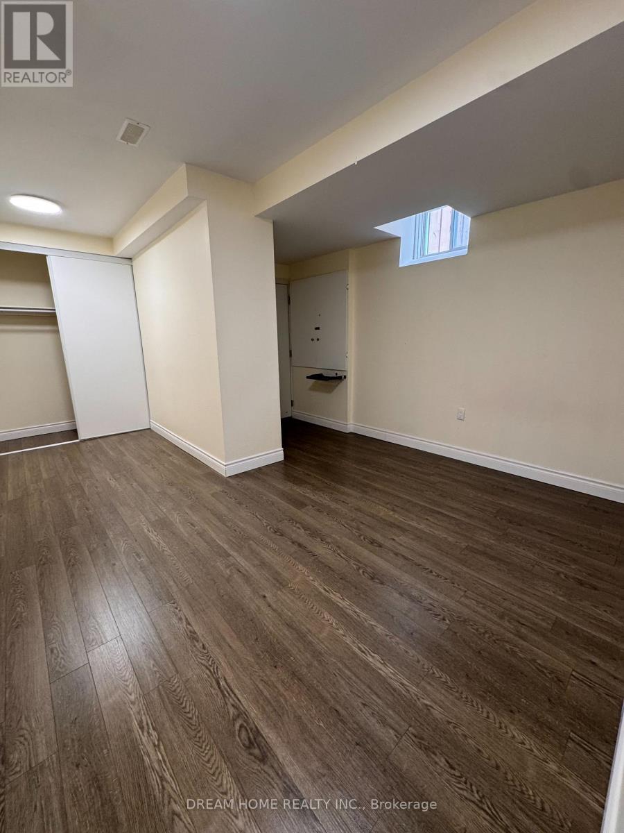 Bsmt - 447 Grindstone Trail, Oakville, Ontario  L6H 7H5 - Photo 15 - W12659354