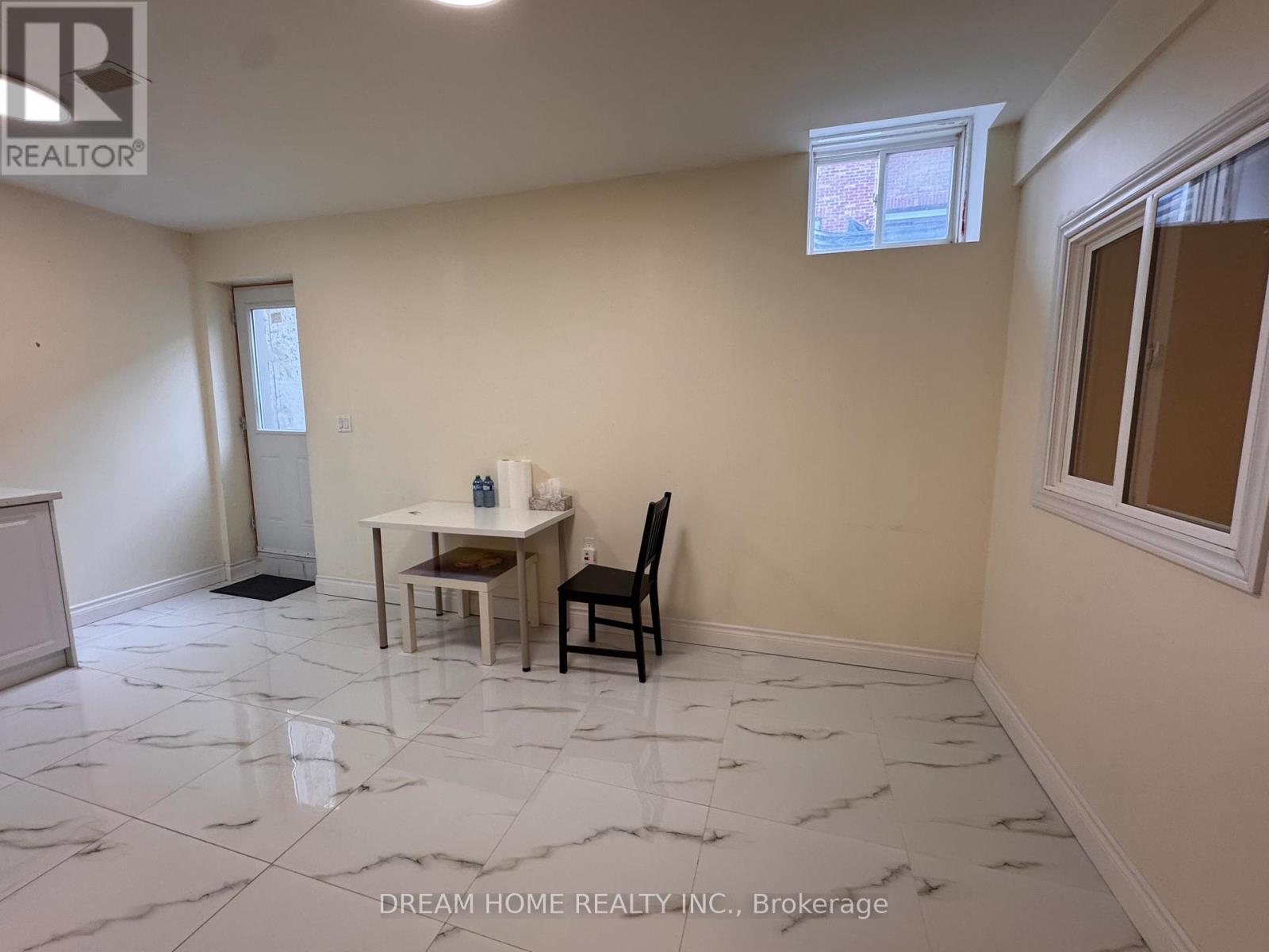 Bsmt - 447 Grindstone Trail, Oakville, Ontario  L6H 7H5 - Photo 6 - W12659354