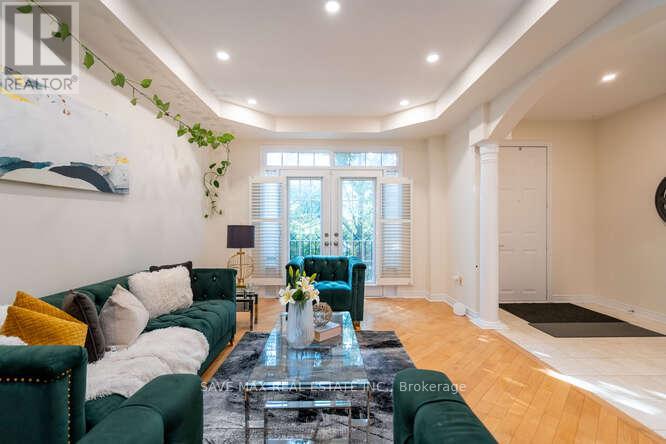 3452 Eglinton Avenue W, Mississauga, Ontario  L5M 7P4 - Photo 24 - W12659356