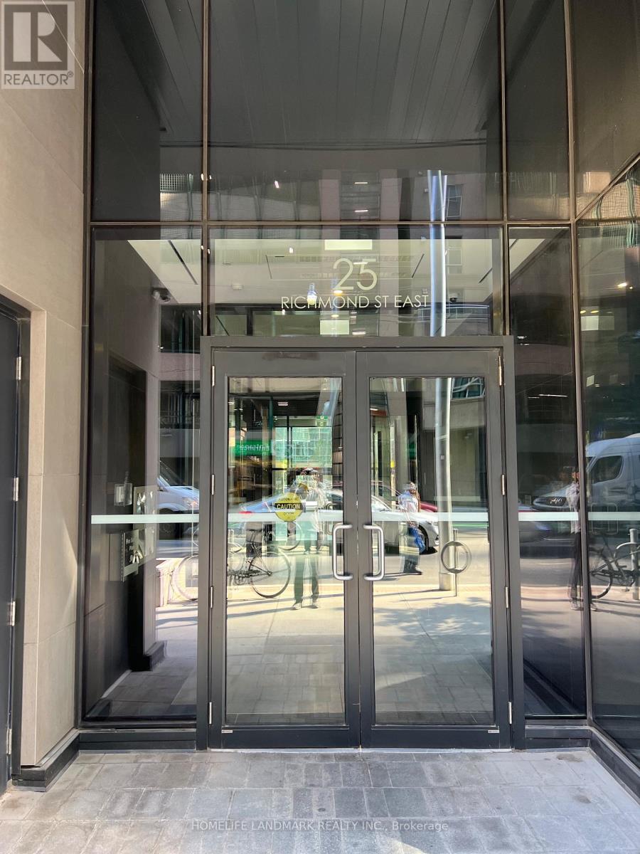 1211 - 25 Richmond Street E, Toronto, Ontario  M5C 0A6 - Photo 1 - C12659366