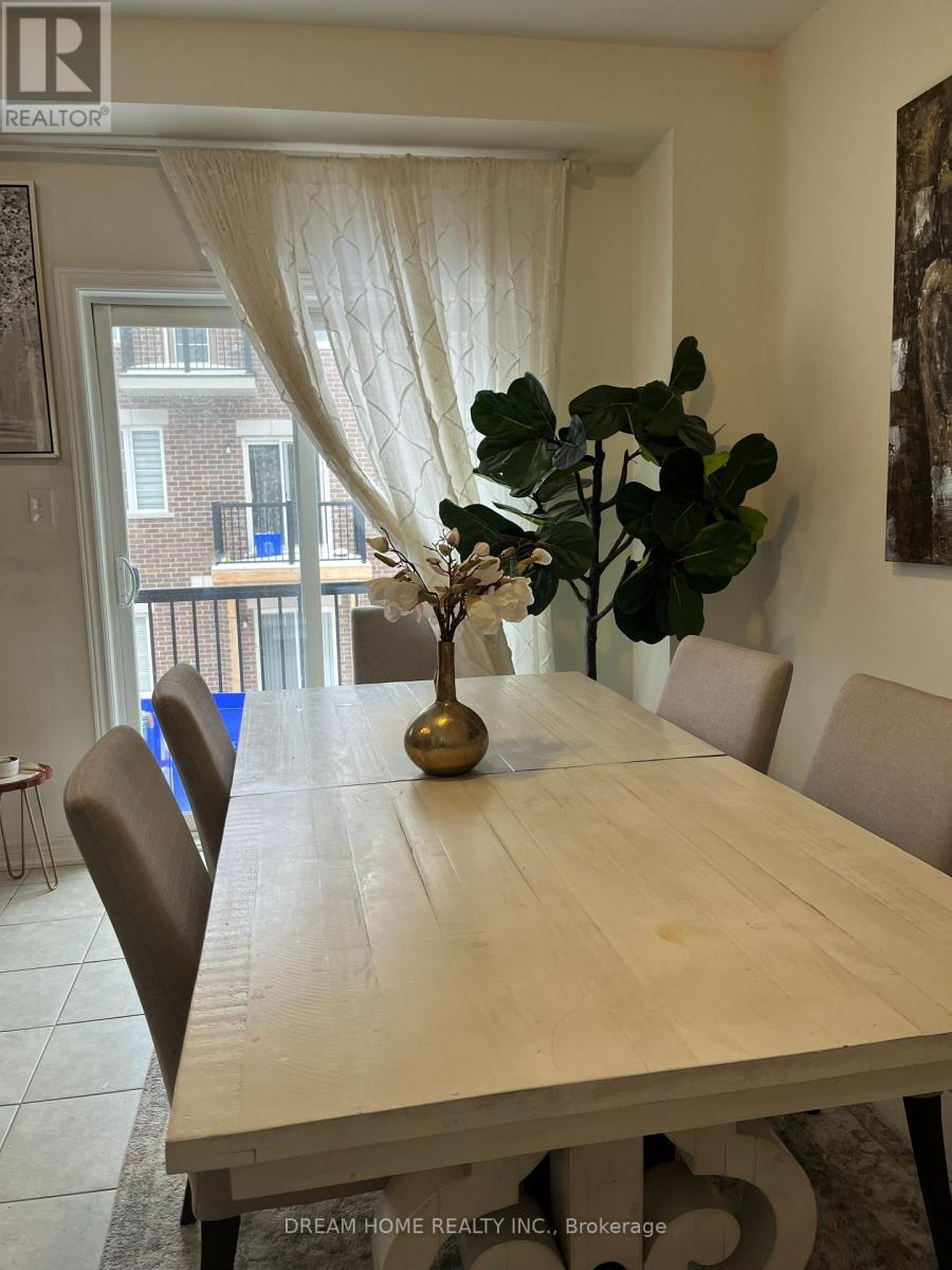 21 Globemaster Lane, Richmond Hill, Ontario  L4E 1H3 - Photo 20 - N12659358