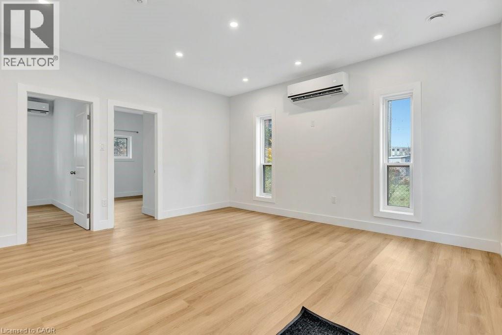 67 Kimberly Crescent Unit# C, Kitchener, Ontario  N2E 1C8 - Photo 5 - 40795766