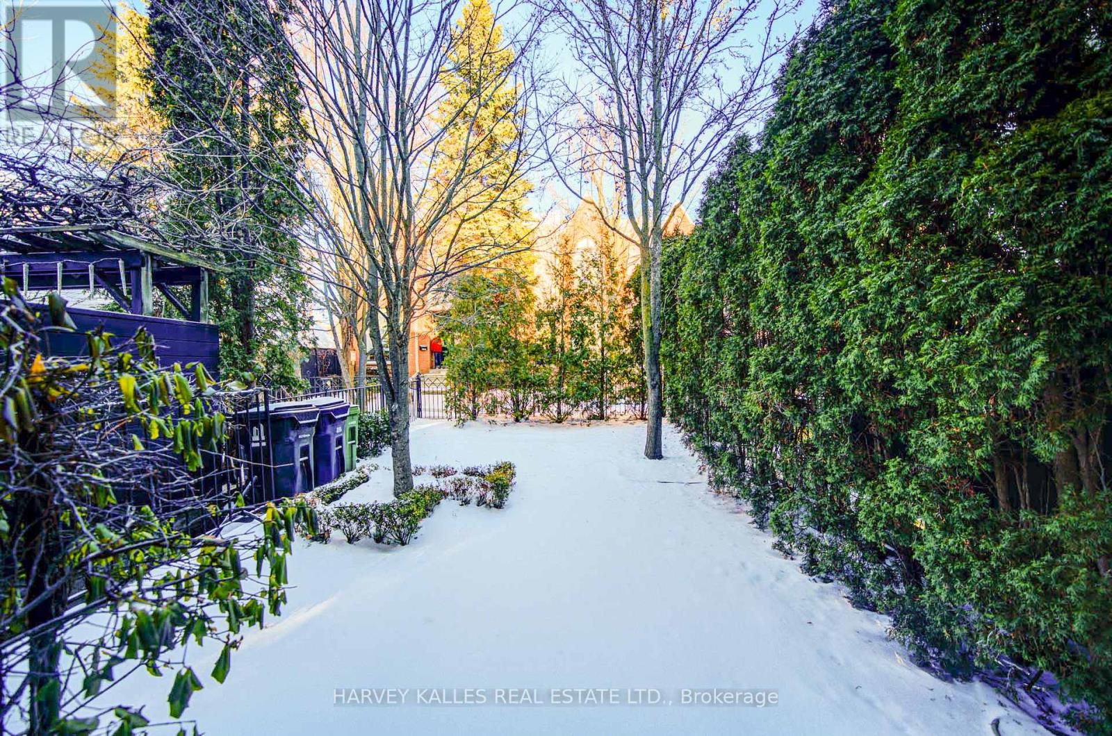 34 Marlborough Avenue, Toronto, Ontario  M5R 3T2 - Photo 47 - C12658458