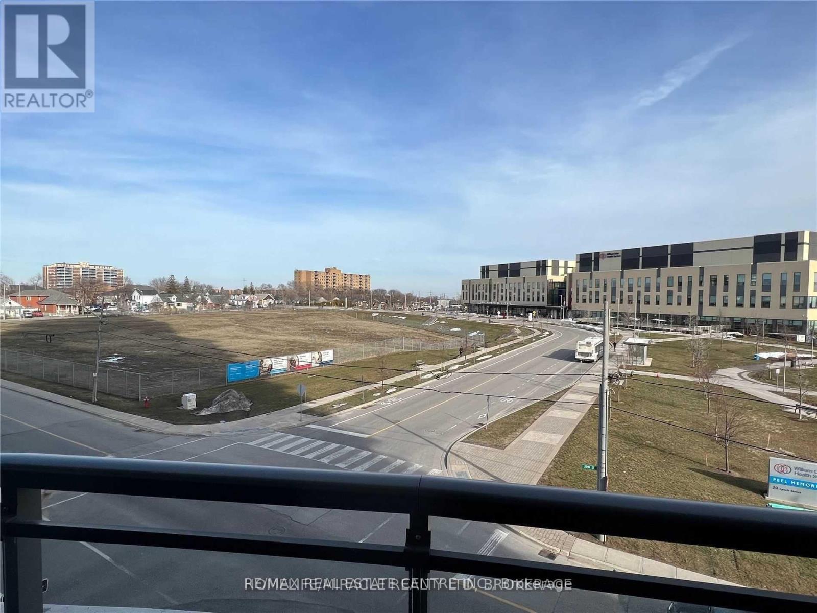 302 - 15 Lynch Street, Brampton, Ontario  L6W 0C7 - Photo 7 - W12659234