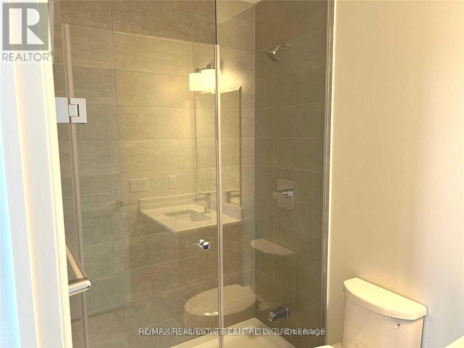 302 - 15 Lynch Street, Brampton, Ontario  L6W 0C7 - Photo 9 - W12659234