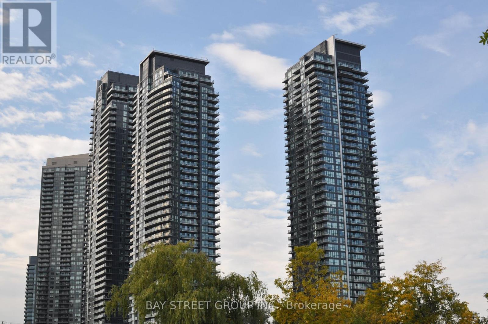 2102 - 2200 Lake Shore Boulevard, Toronto, Ontario  M8V 1A4 - Photo 2 - W12659390
