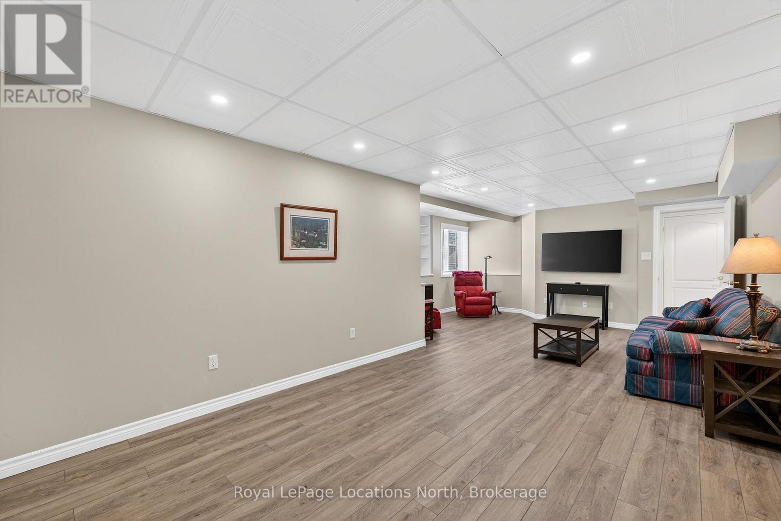 15 Princess Point Drive, Wasaga Beach, Ontario  L9Z 3C3 - Photo 42 - S12659400