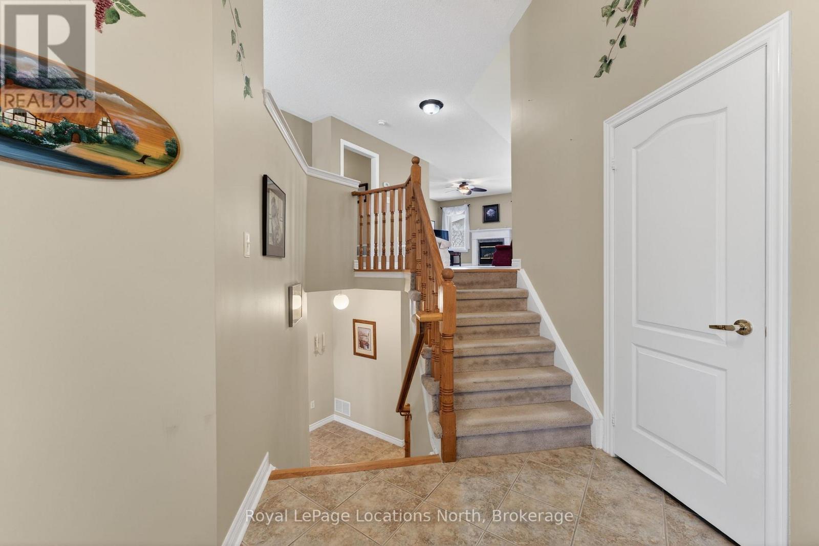 15 Princess Point Drive, Wasaga Beach, Ontario  L9Z 3C3 - Photo 8 - S12659400