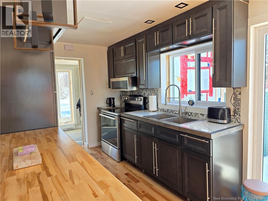 39 Brideau, Belledune, New Brunswick  E8G 1X9 - Photo 5 - NB116121