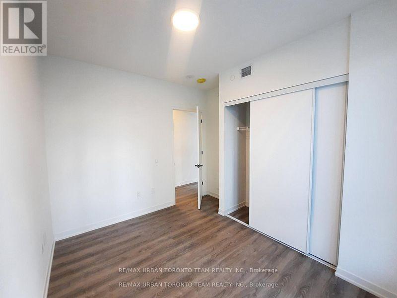 517 - 8 Interchange Way, Vaughan (Vaughan Corporate Centre), Ontario  L4K 5Z7 - Photo 7 - N12659402