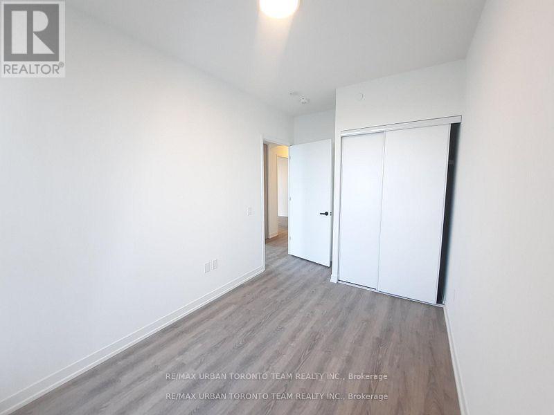 517 - 8 Interchange Way, Vaughan (Vaughan Corporate Centre), Ontario  L4K 5Z7 - Photo 9 - N12659402