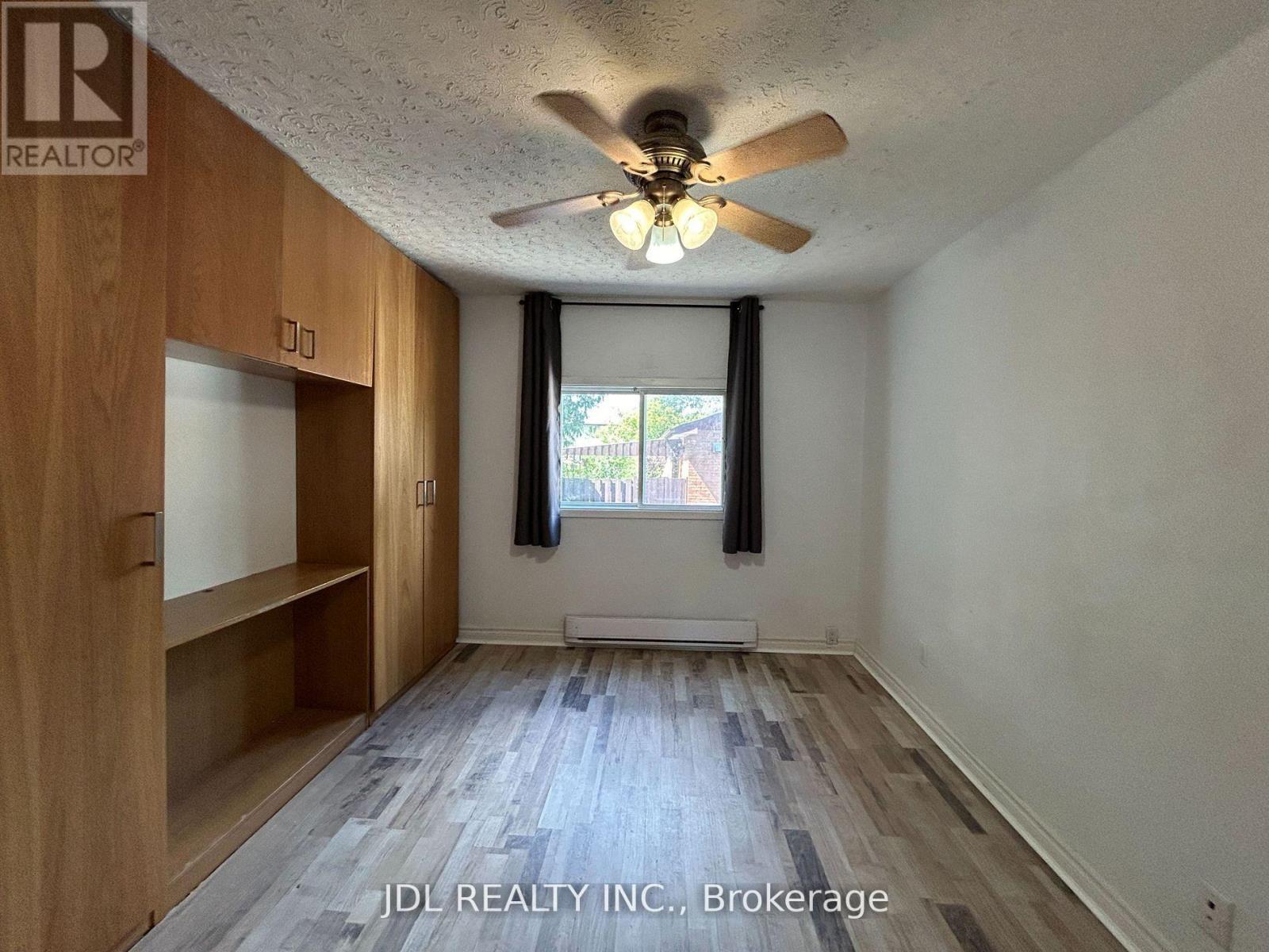 363 Irene Drive, Georgina, Ontario  L4P 3B3 - Photo 12 - N12659404