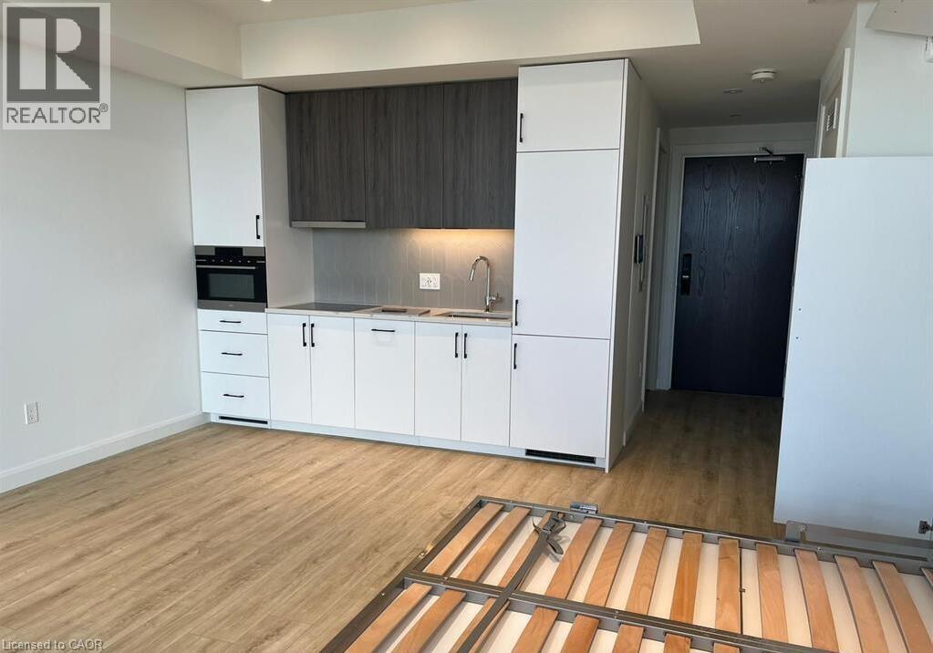 741 King Street W Unit# 511, Kitchener, Ontario  N2G 1E5 - Photo 2 - 40795777