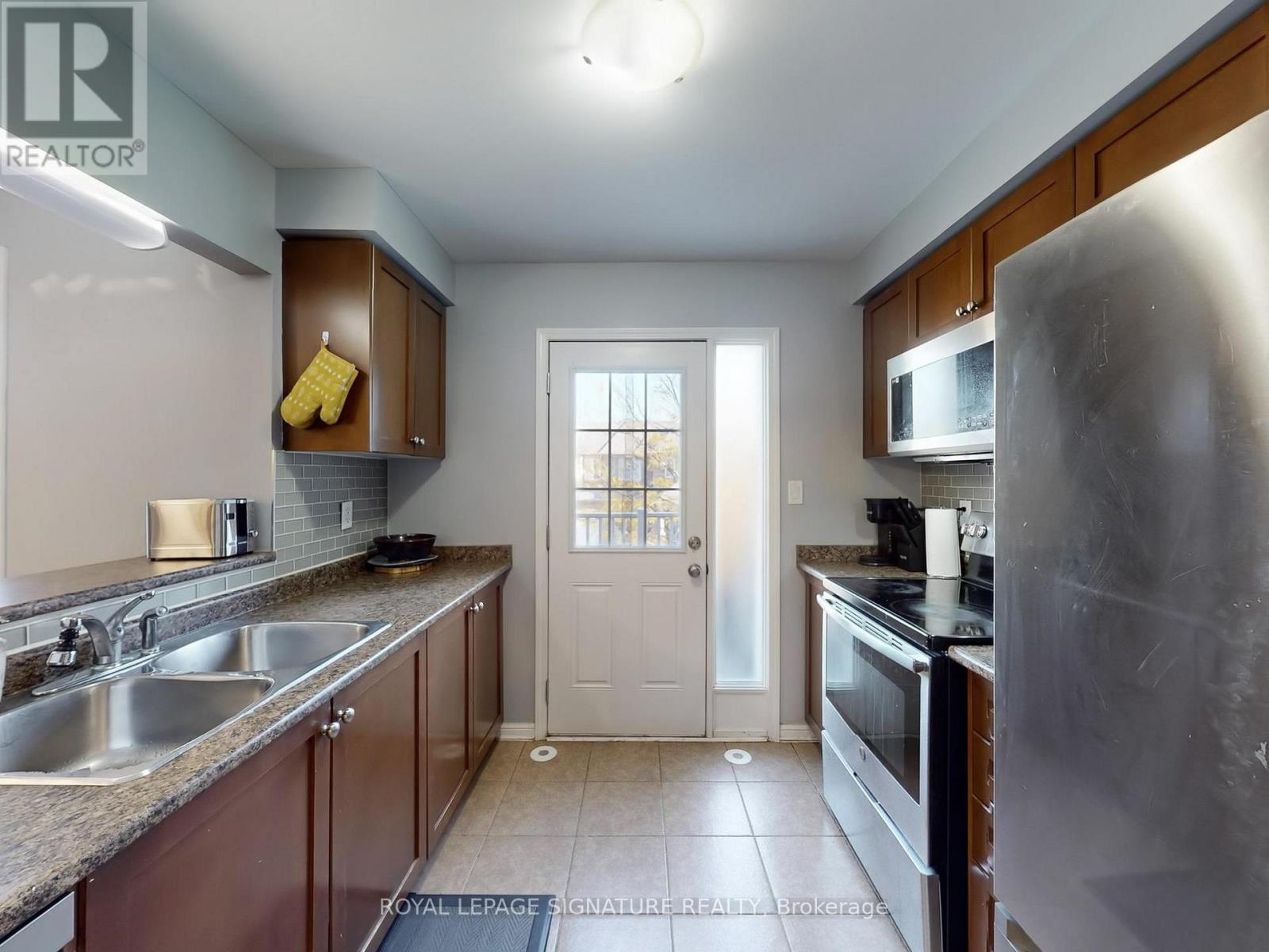 597 Speyer Circle, Milton, Ontario  L9T 0Y5 - Photo 13 - W12659406