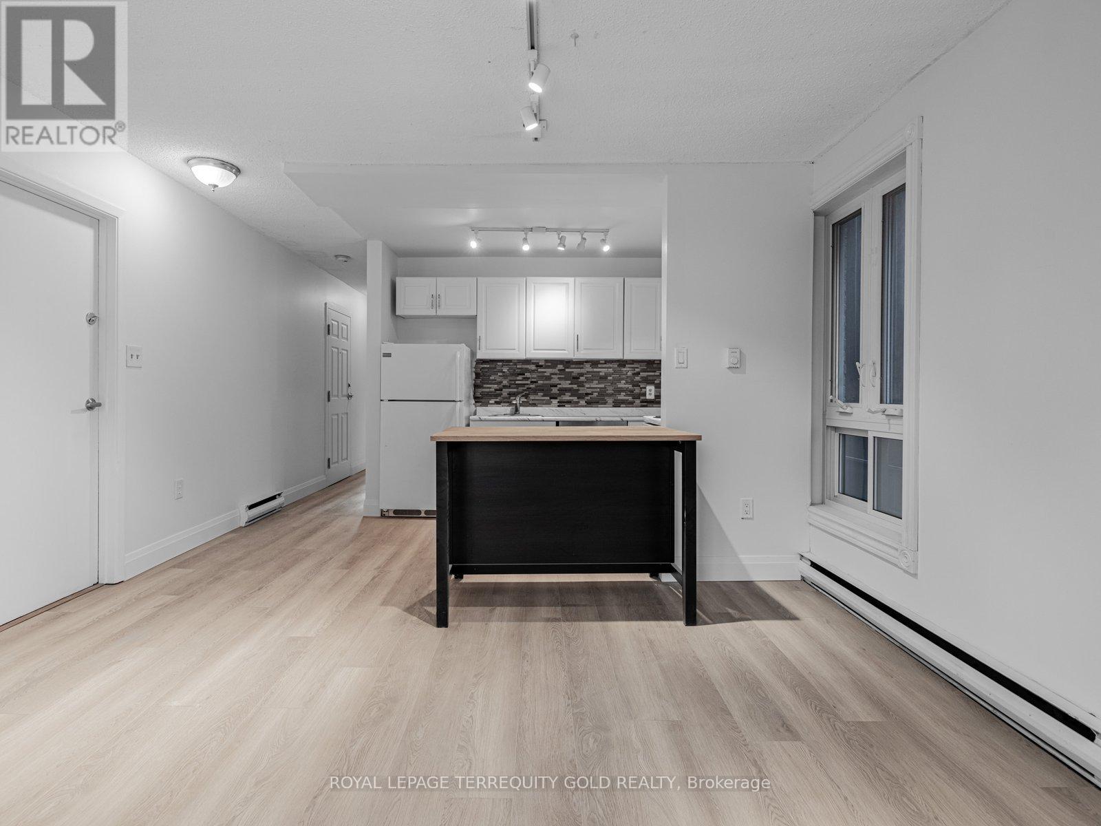 2 - 41 Summerhill Avenue, Toronto, Ontario  M4T 1A9 - Photo 9 - C12658960