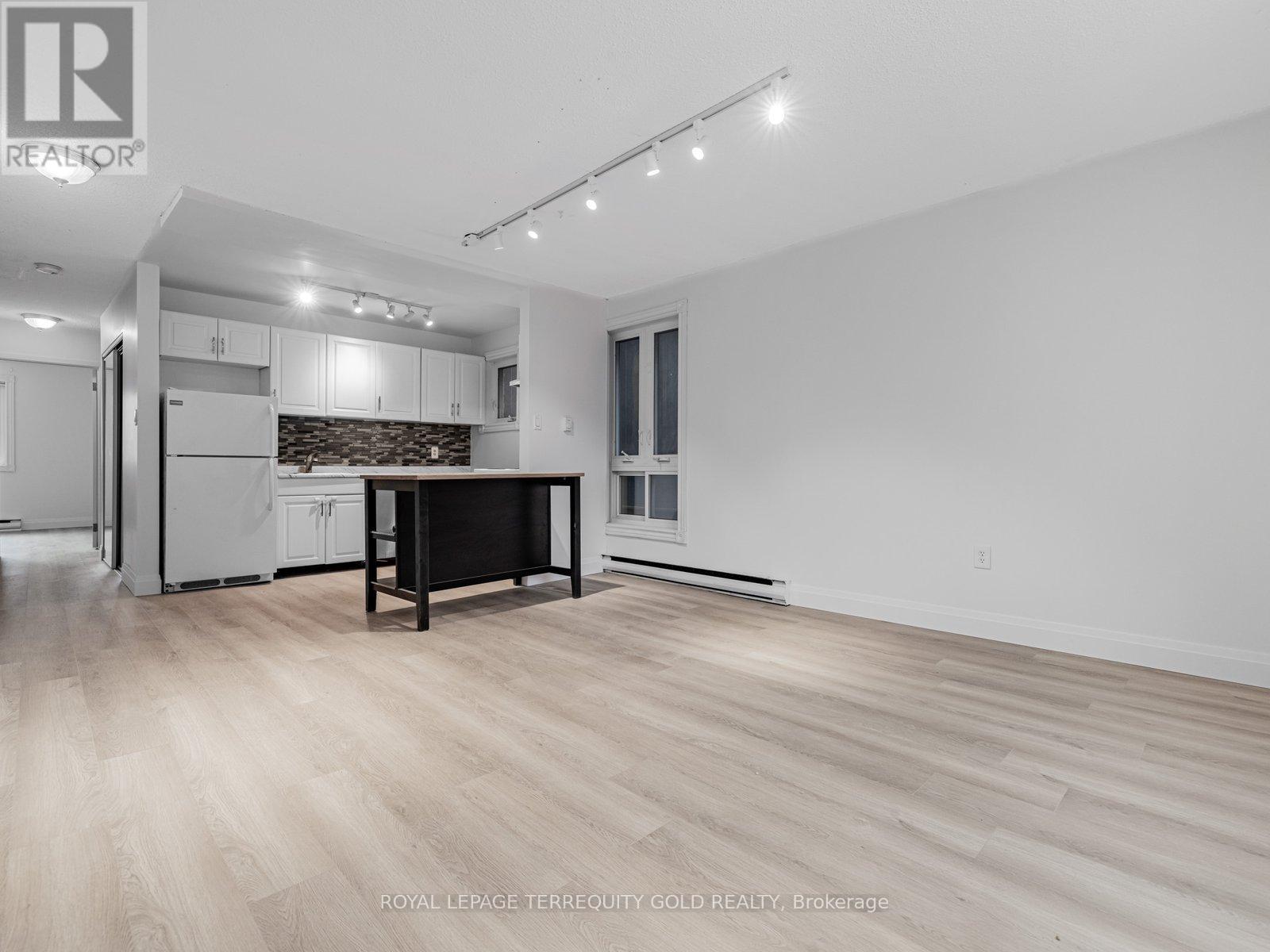 2 - 41 Summerhill Avenue, Toronto, Ontario  M4T 1A9 - Photo 6 - C12658960