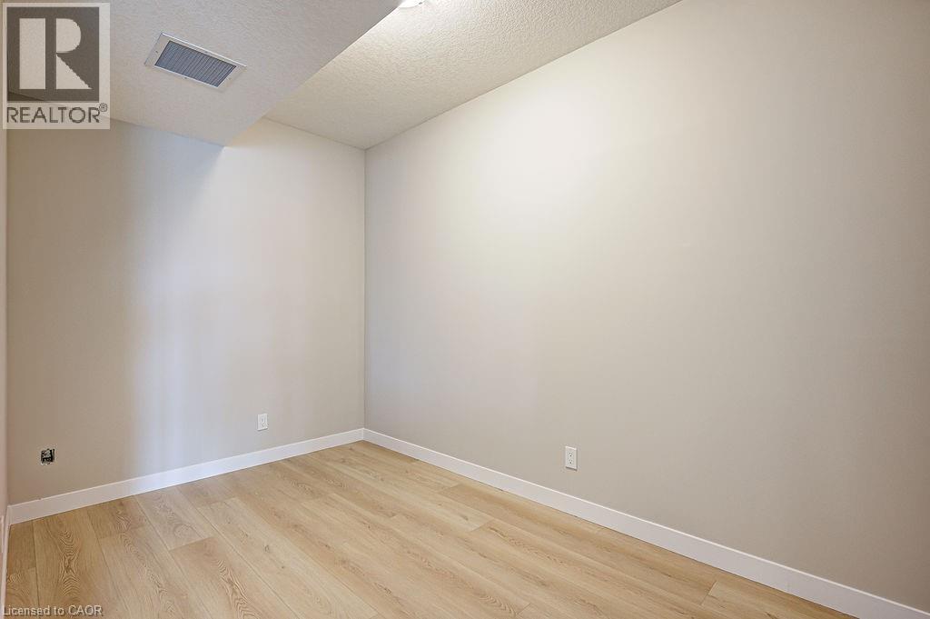 166 Astor Crescent Unit# 203, New Hamburg, Ontario  N3A 2B8 - Photo 12 - 40795785