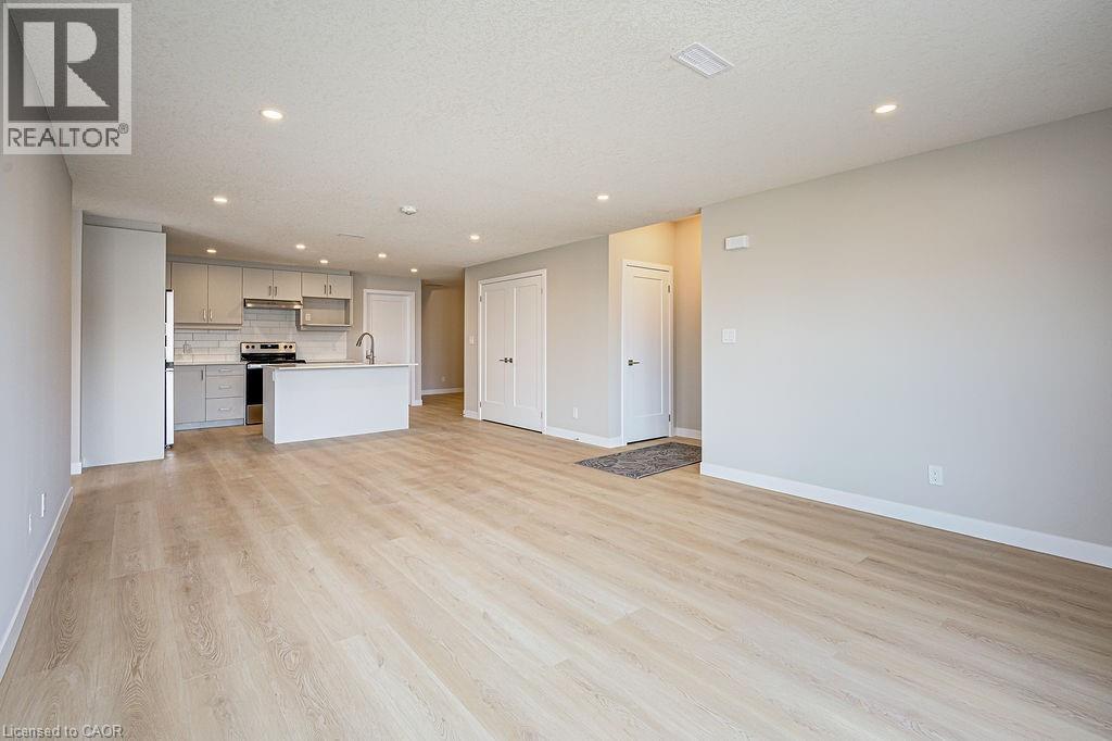 166 Astor Crescent Unit# 203, New Hamburg, Ontario  N3A 2B8 - Photo 6 - 40795785