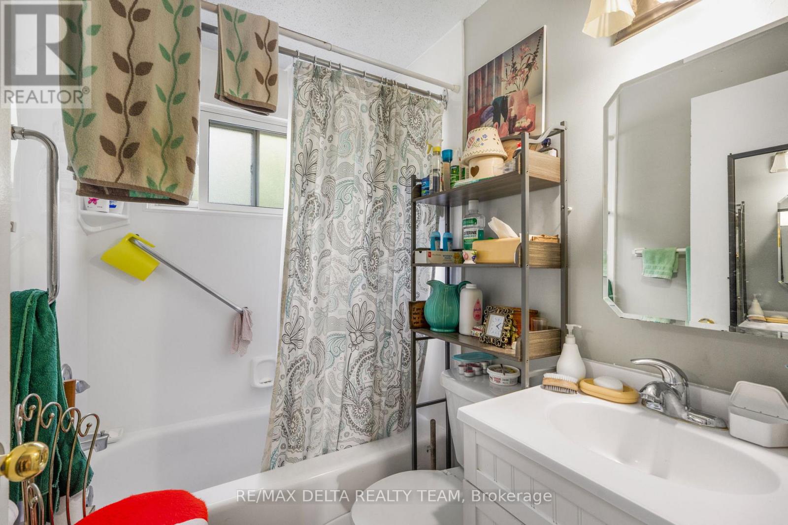 1345 Belcourt Boulevard, Ottawa, Ontario  K1C 1L8 - Photo 16 - X12381301