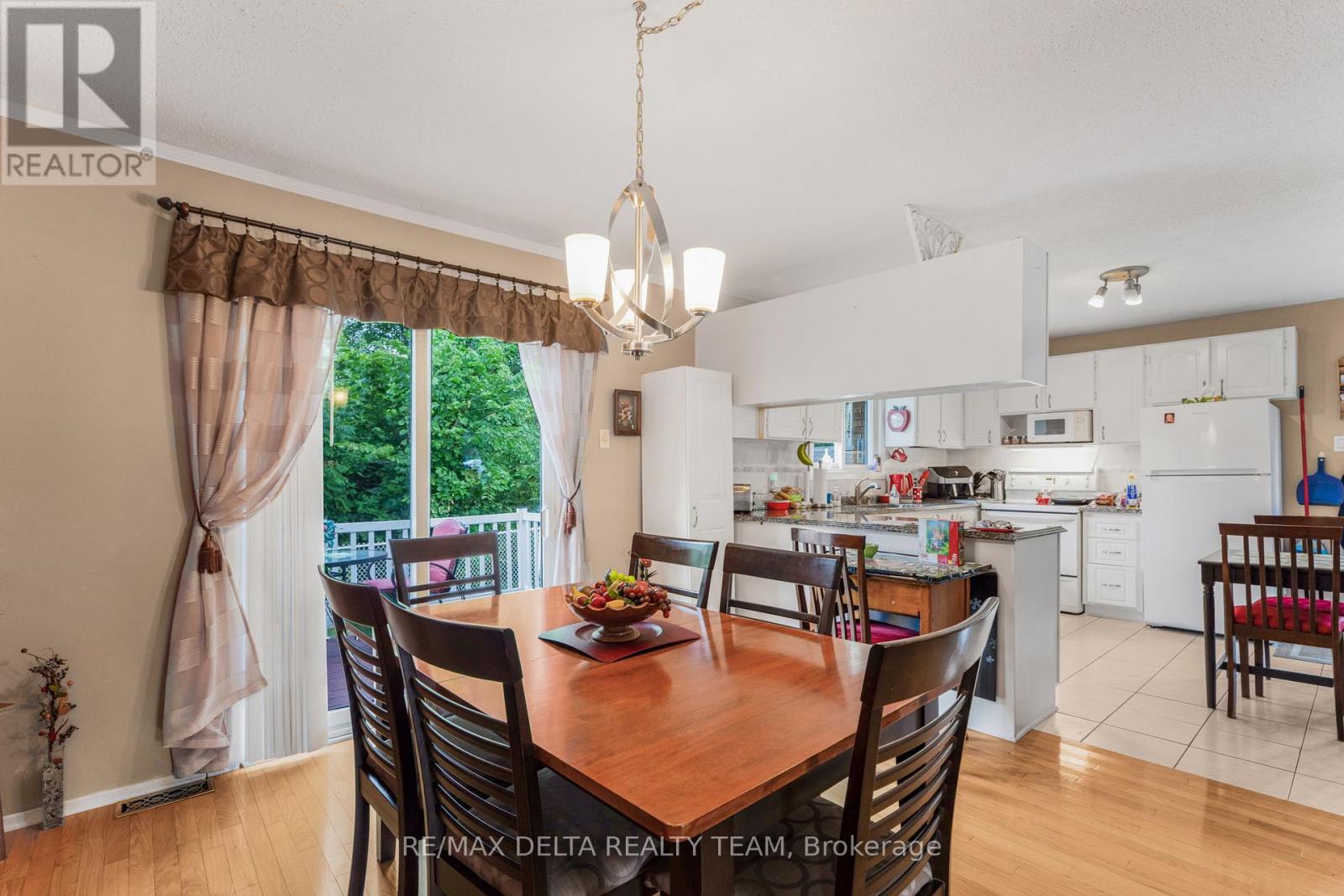 1345 Belcourt Boulevard, Ottawa, Ontario  K1C 1L8 - Photo 5 - X12381301