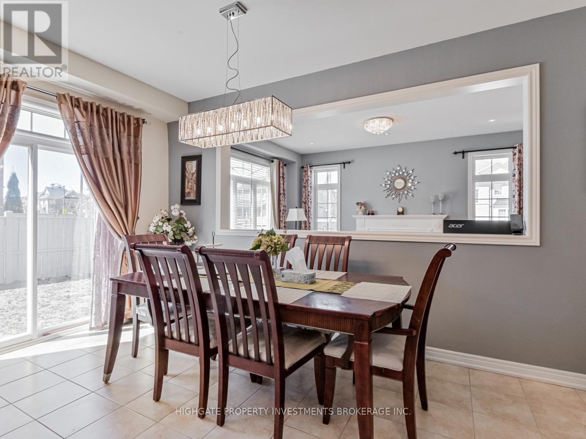 1 Juglans Crescent, Whitchurch-Stouffville (Stouffville), Ontario  L4A 0V4 - Photo 10 - N12659422