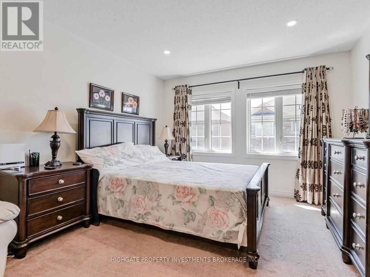 1 Juglans Crescent, Whitchurch-Stouffville (Stouffville), Ontario  L4A 0V4 - Photo 21 - N12659422