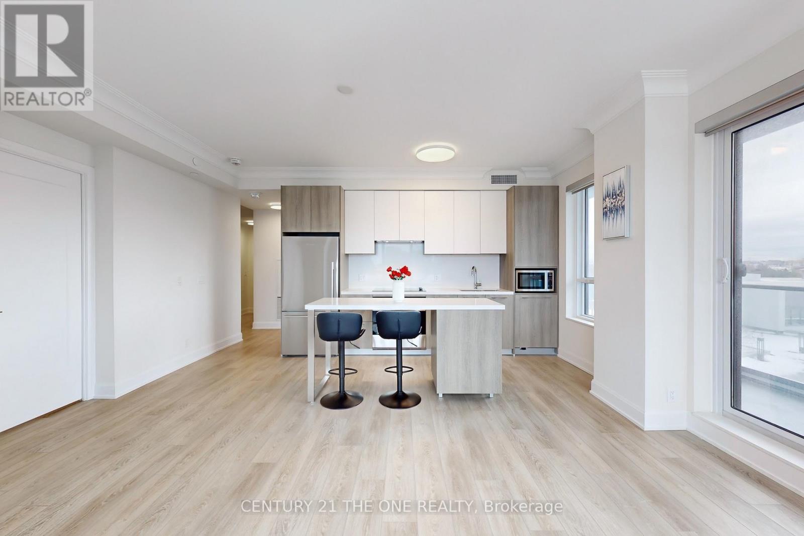 605 - 18 Water Walk Drive, Markham (Unionville), Ontario  L3R 6L5 - Photo 10 - N12659424