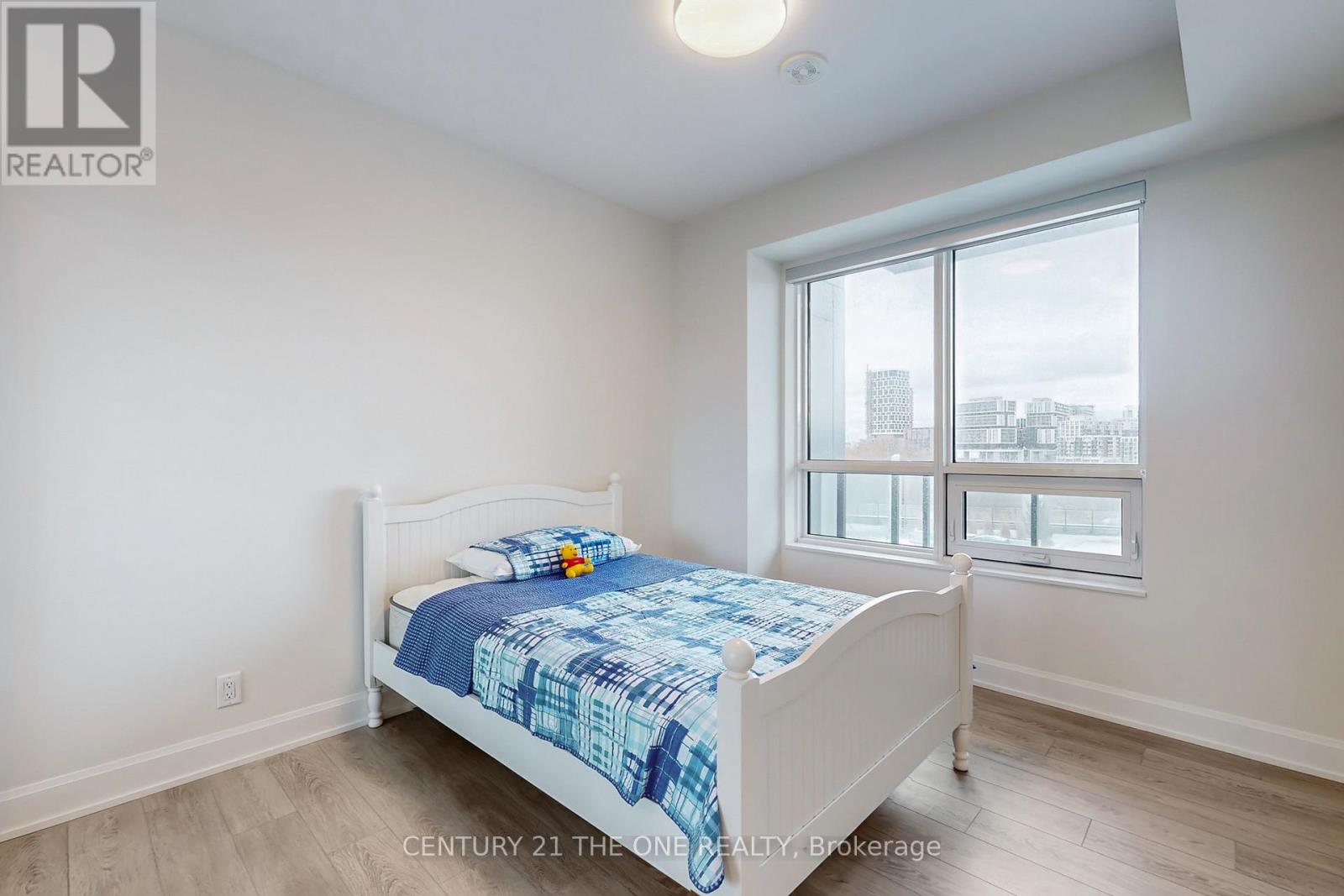 605 - 18 Water Walk Drive, Markham (Unionville), Ontario  L3R 6L5 - Photo 20 - N12659424