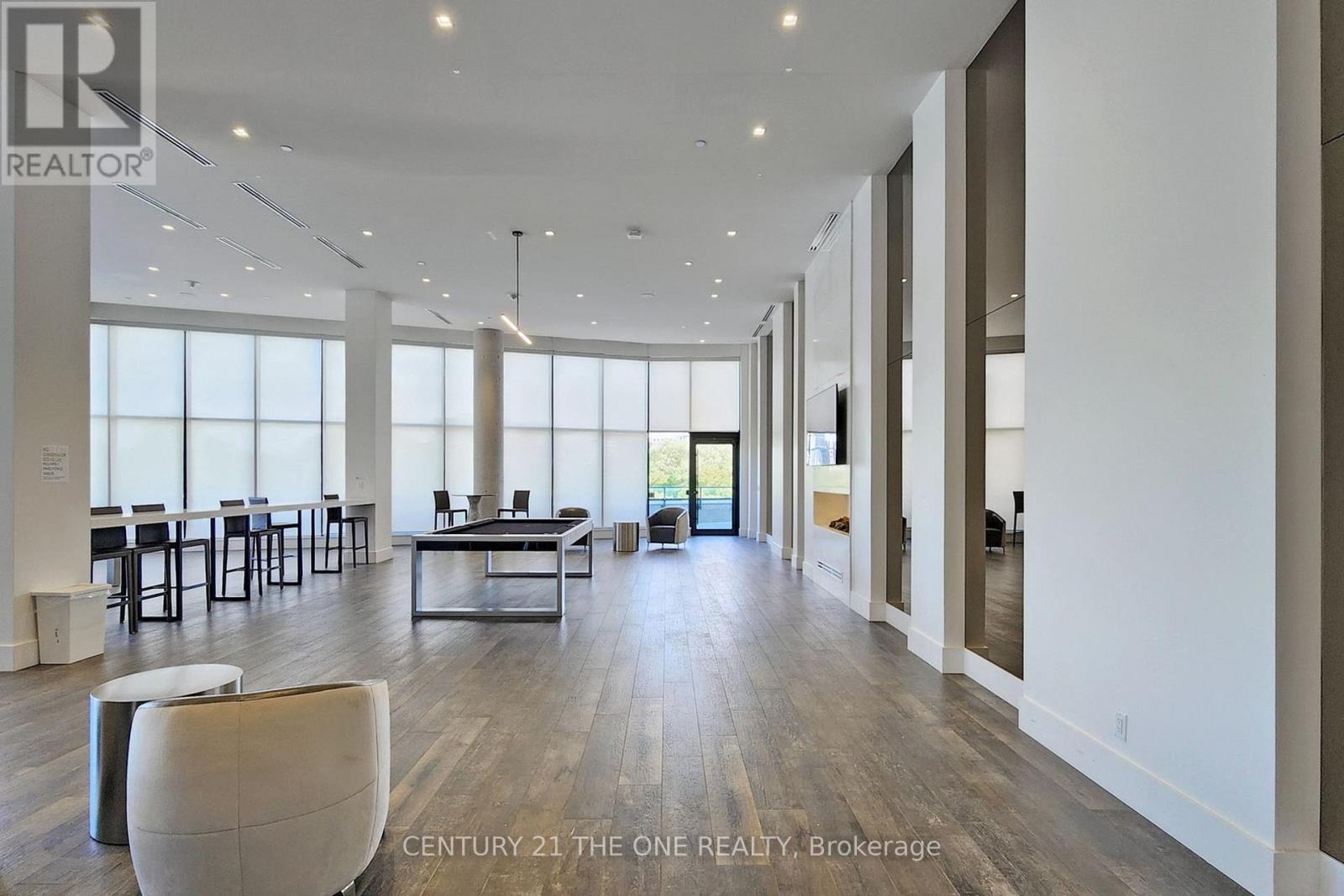 605 - 18 Water Walk Drive, Markham (Unionville), Ontario  L3R 6L5 - Photo 27 - N12659424