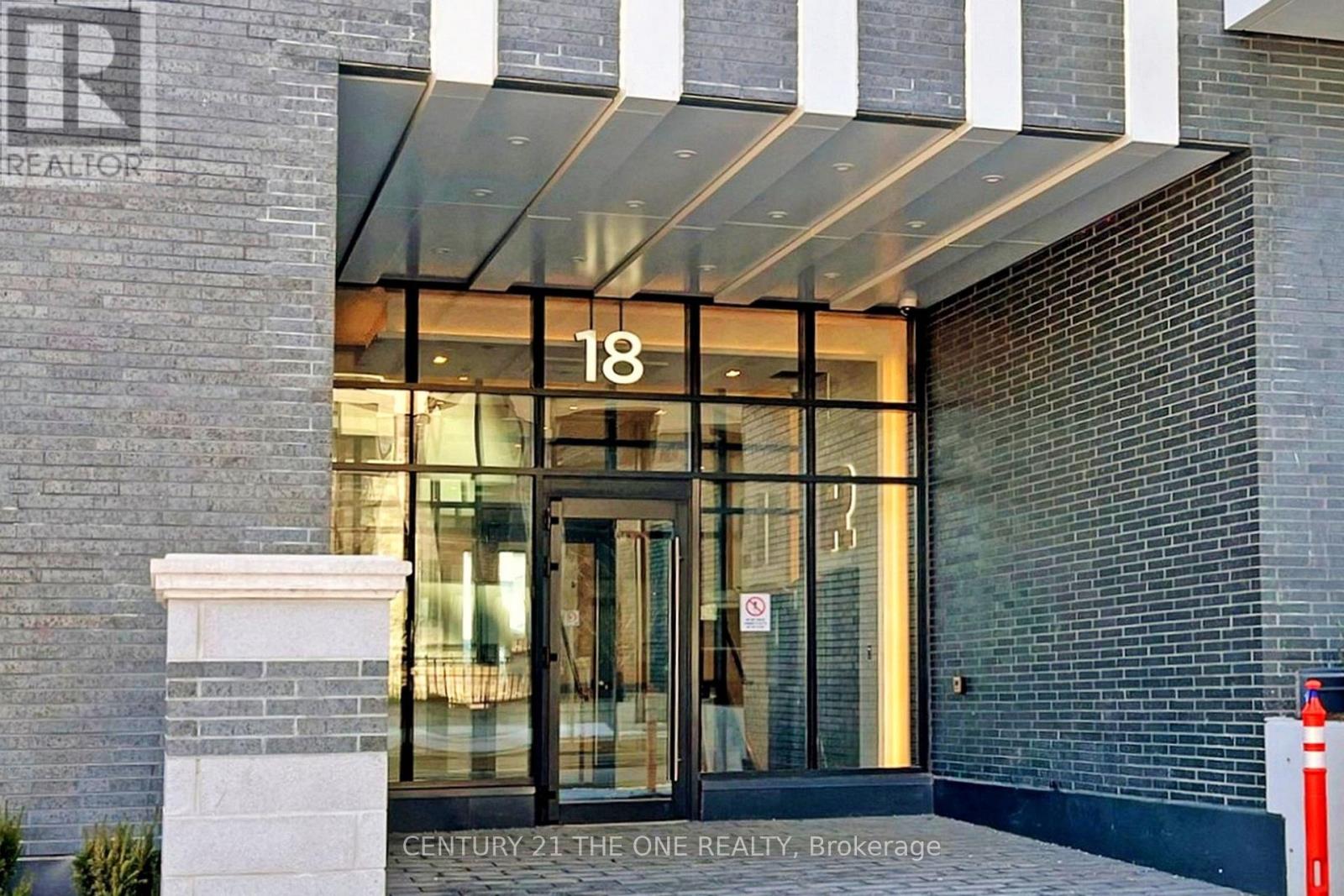 605 - 18 Water Walk Drive, Markham (Unionville), Ontario  L3R 6L5 - Photo 3 - N12659424