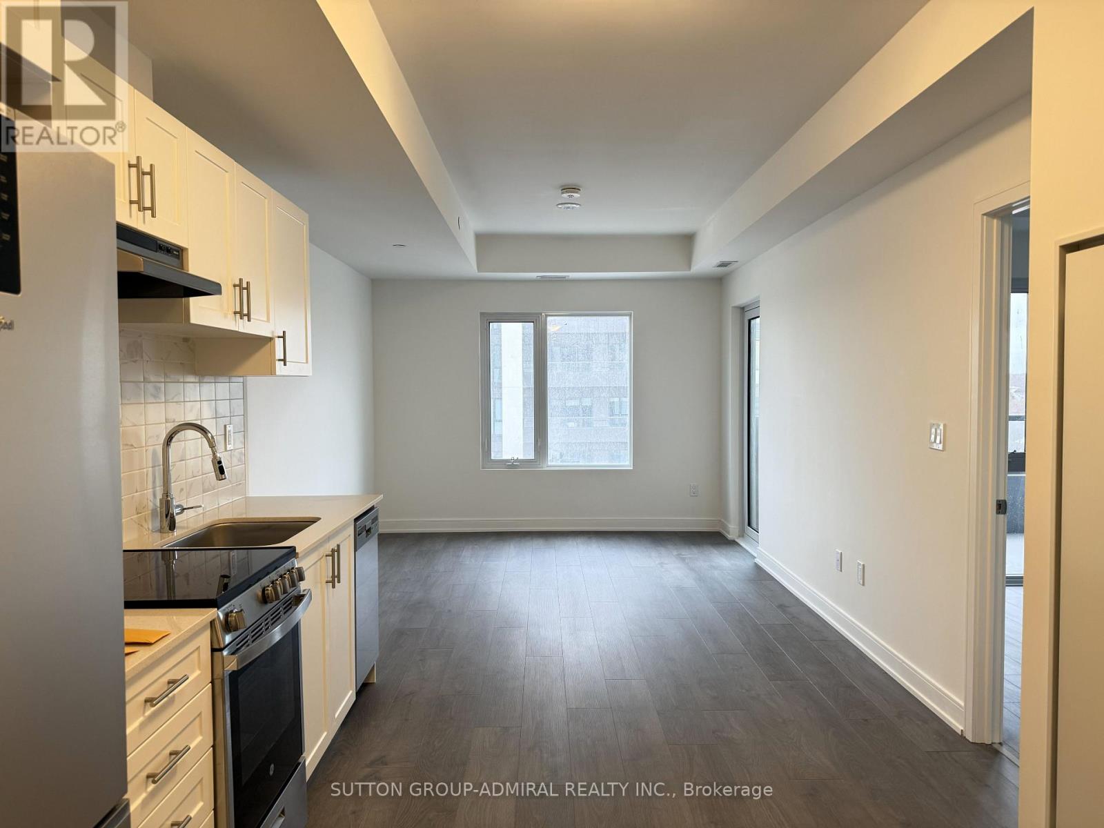 A1106 - 705 Davis Drive, Newmarket, Ontario  L3Y 2R2 - Photo 8 - N12659430