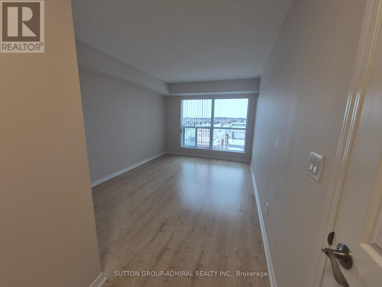 805 - 185 Oneida Crescent, Richmond Hill, Ontario  L4B 0B1 - Photo 10 - N12659454