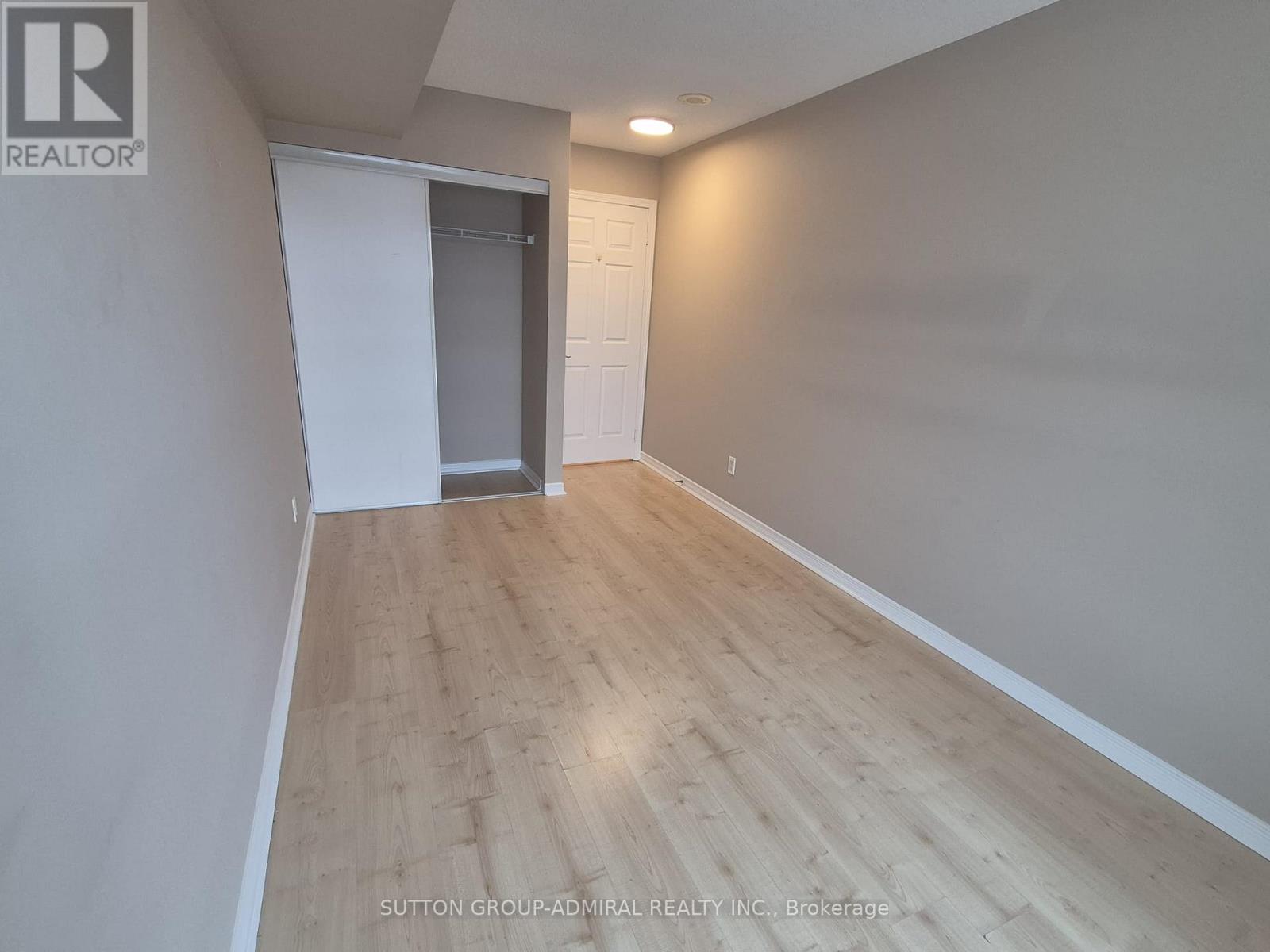 805 - 185 Oneida Crescent, Richmond Hill, Ontario  L4B 0B1 - Photo 8 - N12659454