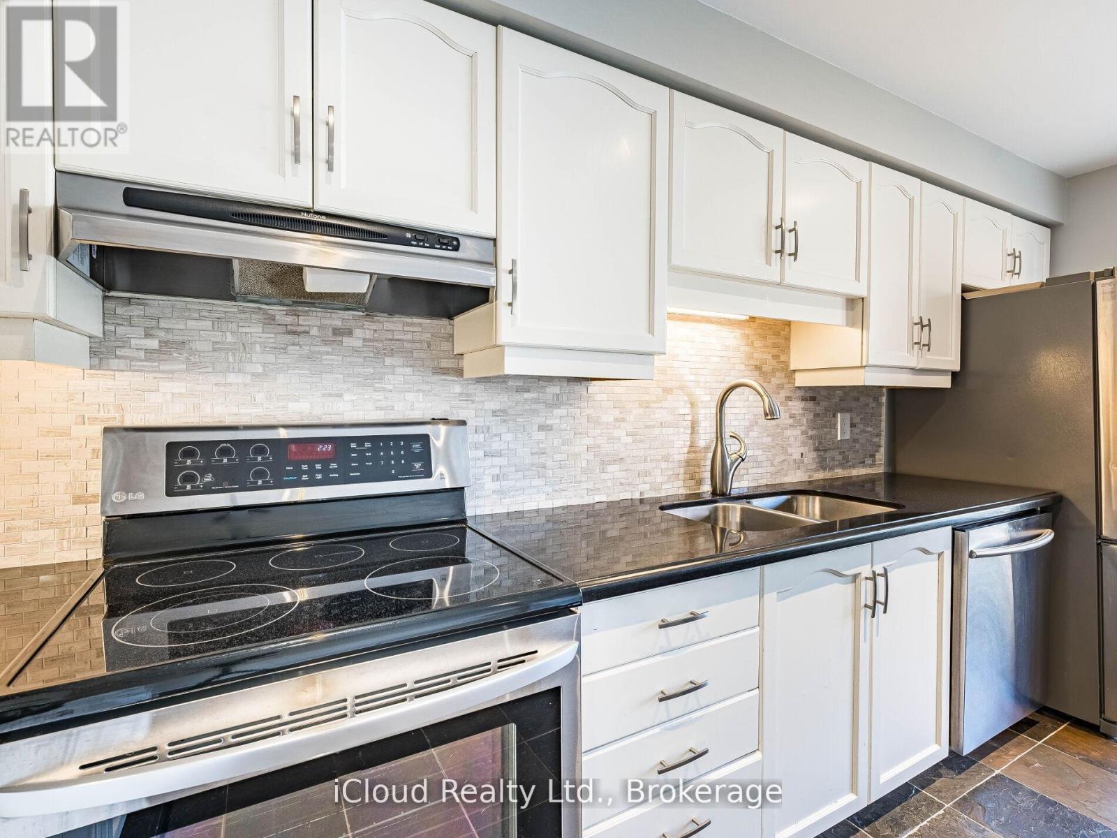 16 - 1100 Queens Avenue, Oakville, Ontario  L6H 2B5 - Photo 16 - W12657256