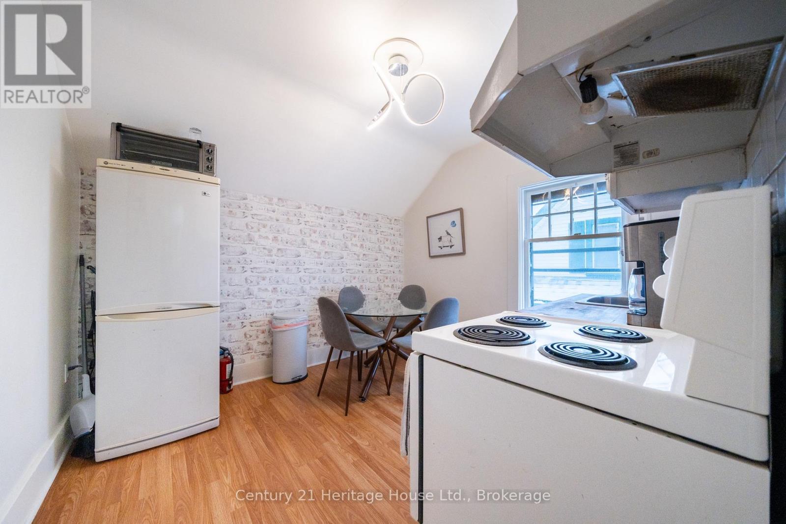 C - 180 Weber Street E, Kitchener, Ontario  N2H 1E4 - Photo 10 - X12604678