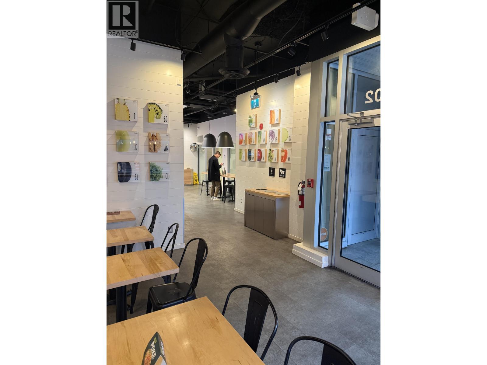 102 1541 W BROADWAY, Vancouver, British Columbia