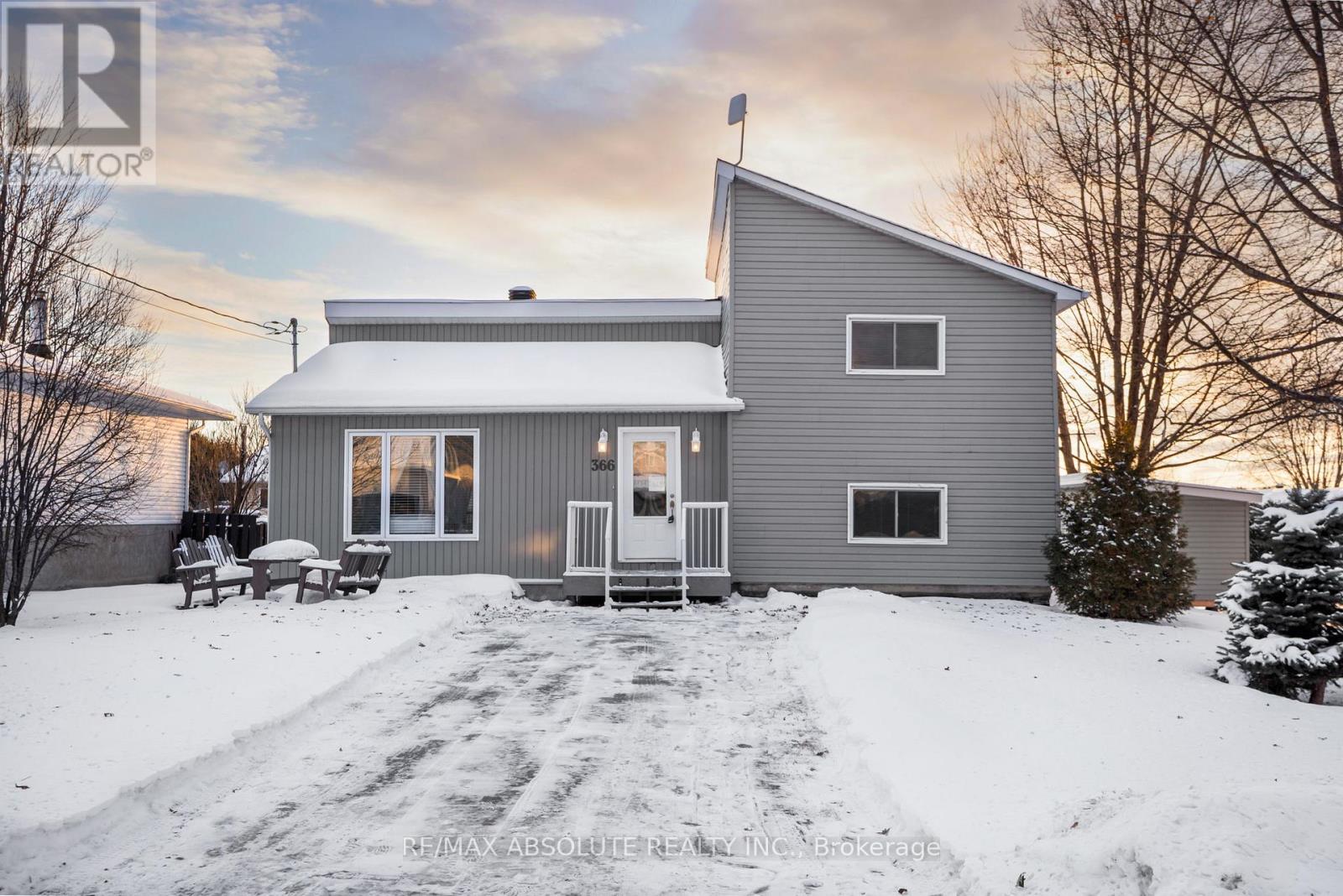 366 CHARRON STREET, Clarence-Rockland, Ontario