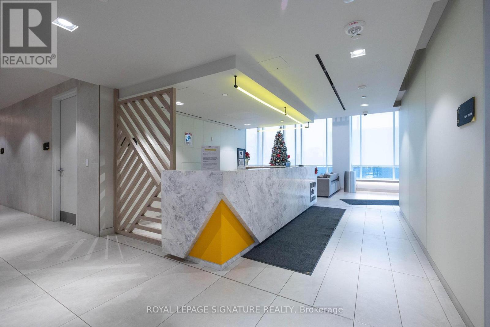 326 - 36 Zorra Street, Toronto, Ontario  M8Z 0G5 - Photo 3 - W12659470