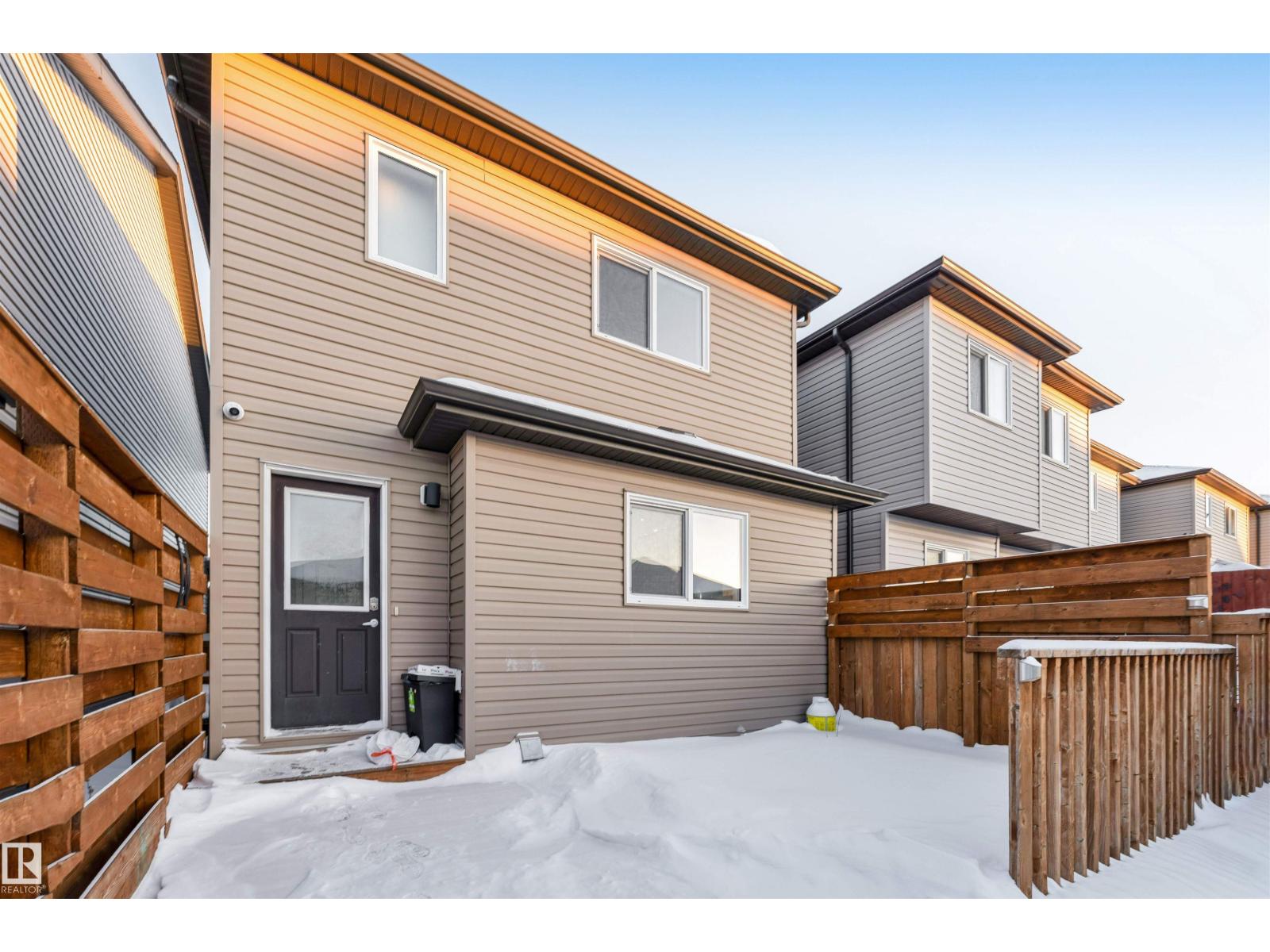 1536 21 St Nw, Edmonton, Alberta  T6T 2B7 - Photo 6 - E4469002