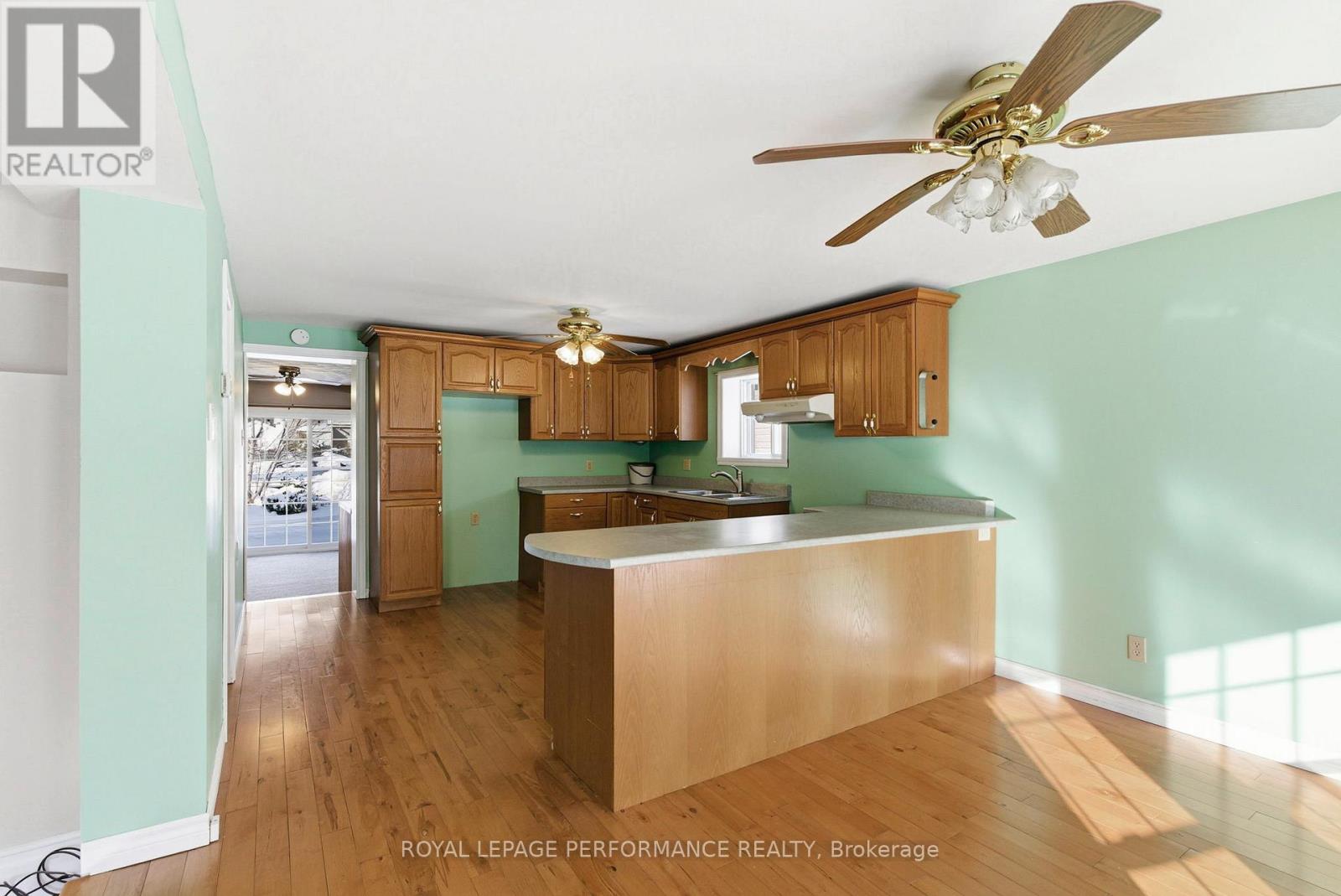 724 St Antoine Street, Cornwall, Ontario  K6H 7G9 - Photo 15 - X12659478