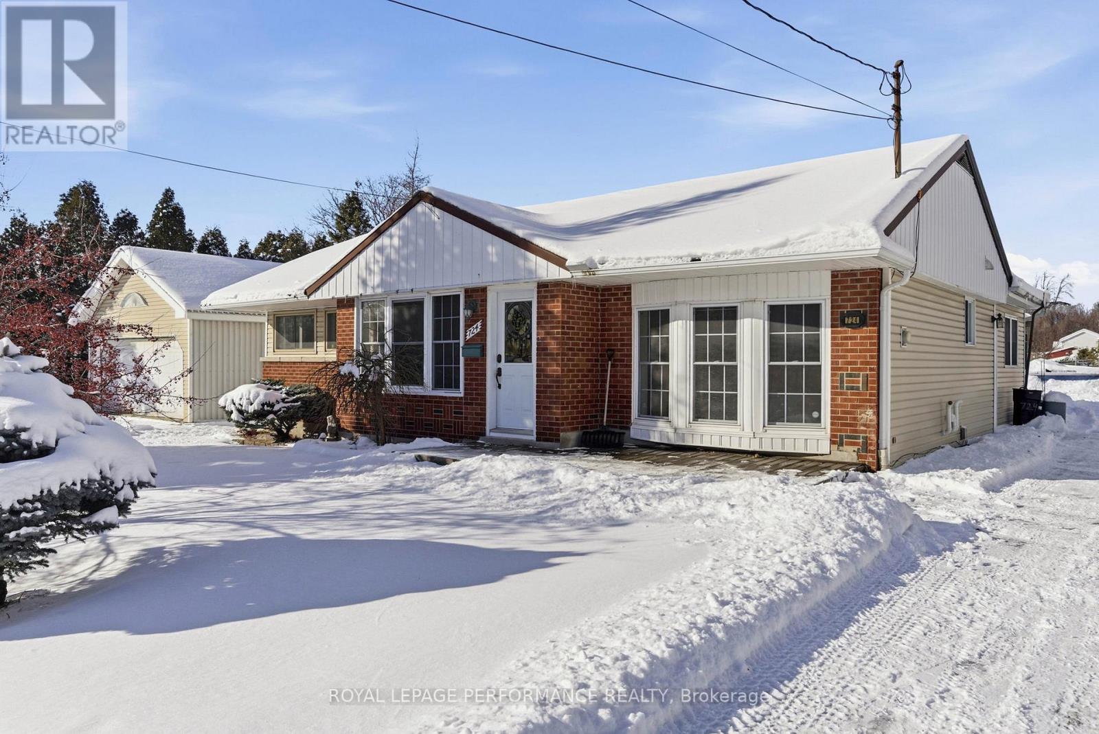 724 St Antoine Street, Cornwall, Ontario  K6H 7G9 - Photo 2 - X12659478