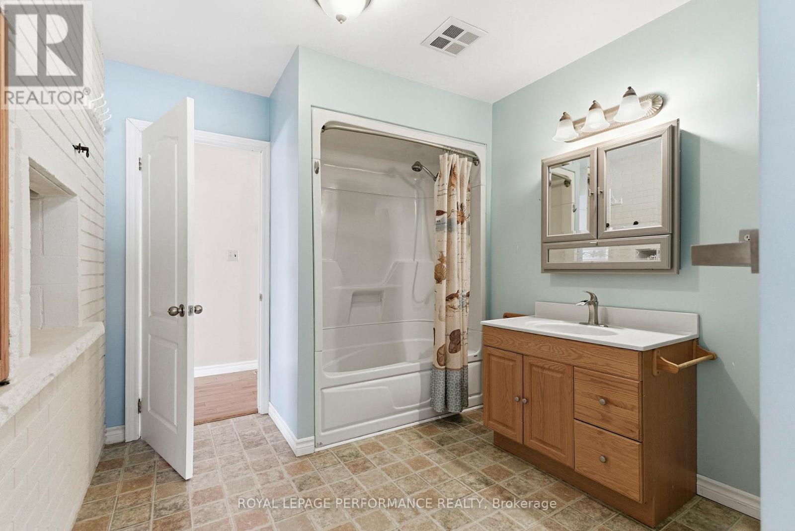 724 St Antoine Street, Cornwall, Ontario  K6H 7G9 - Photo 23 - X12659478