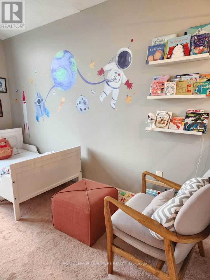 971 Ledbury Crescent, Mississauga, Ontario  L5V 2R3 - Photo 18 - W12656286