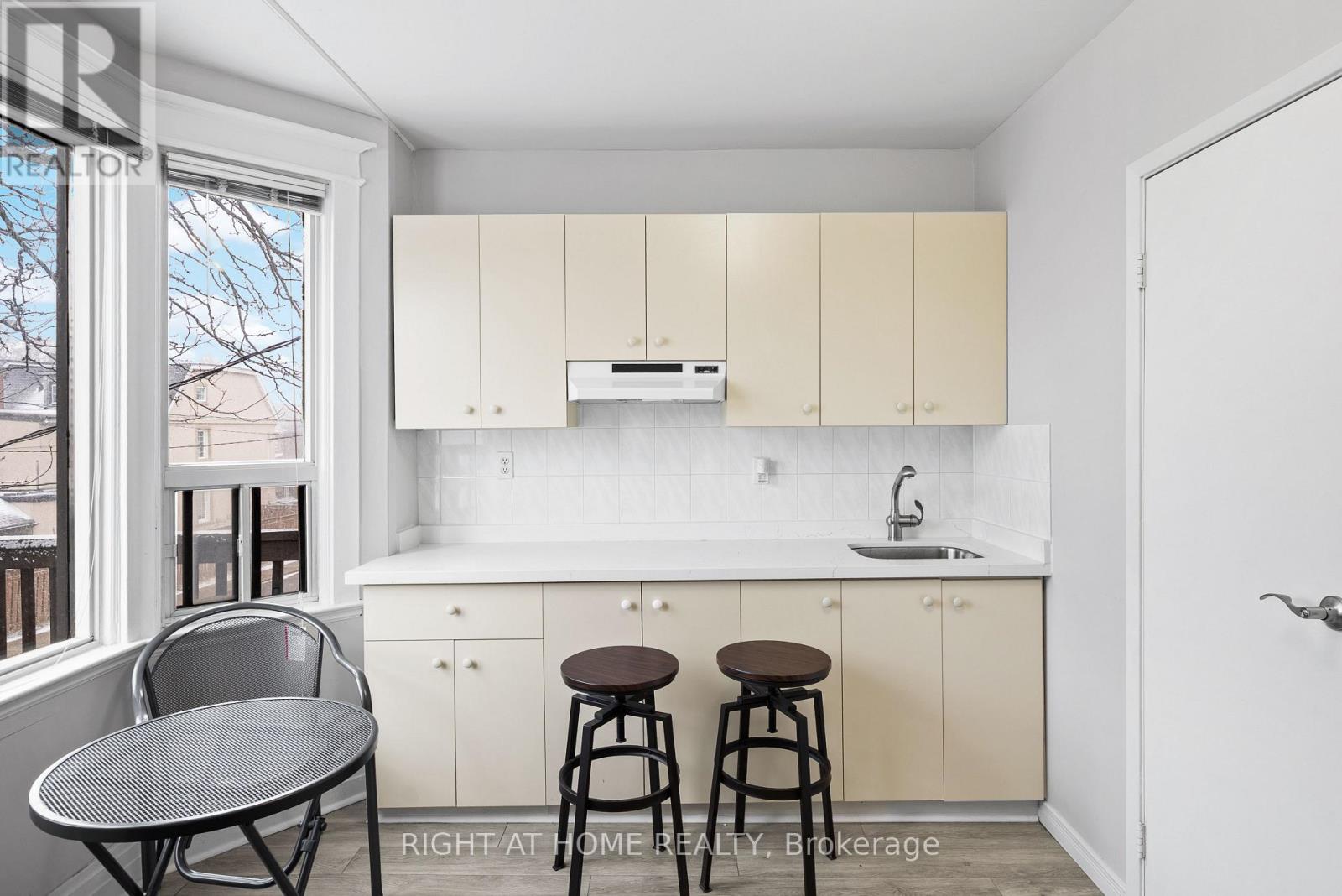 134 Millicent Street, Toronto, Ontario  M6H 1W4 - Photo 19 - W12440769