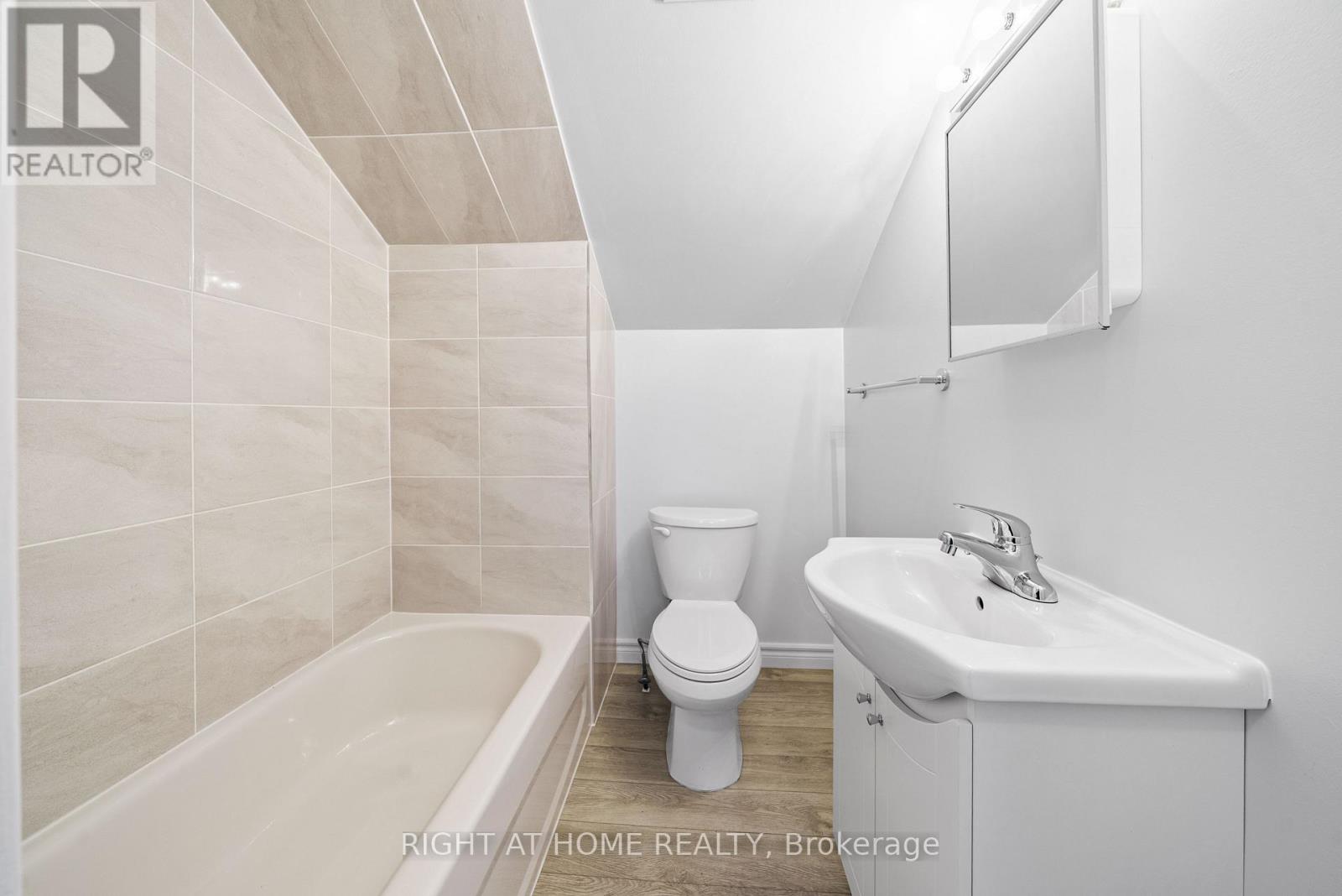 134 Millicent Street, Toronto, Ontario  M6H 1W4 - Photo 24 - W12440769