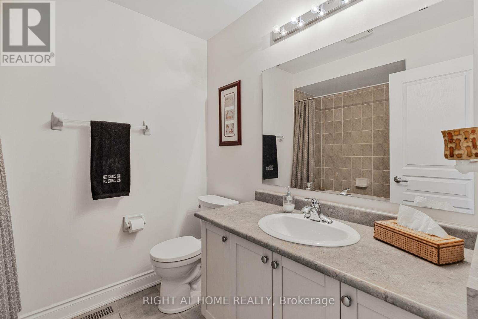 3351 Hayhurst Crescent, Oakville, Ontario  L6L 6T8 - Photo 26 - W12581394