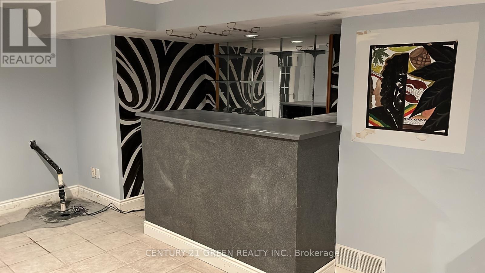 Bsmt - 41 Fallen Oak Court, Brampton, Ontario  L6Y 3T6 - Photo 13 - W12650516