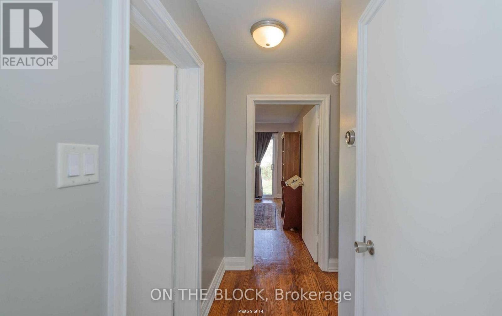 290 Bogert Avenue, Toronto, Ontario  M2N 1L5 - Photo 9 - C12659492